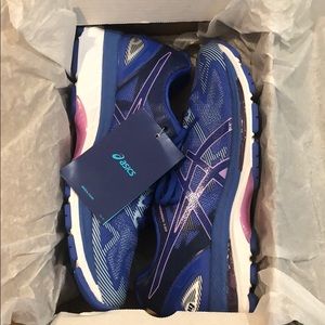 ASICS 19 - Never been worn - still in original box